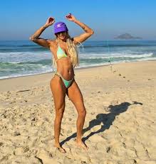 Destaque do vôlei, Thaísa Daher celebra fase feliz no amor e em paz com o  espelho: Batalhei pra isso