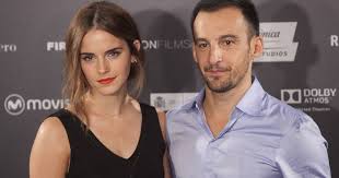 Alejandro Amenabar et Emma Watson à Madrid, le 27 août 2015. - Purepeople