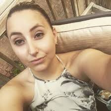 Nicole Kapper's Instagram, Twitter & Facebook