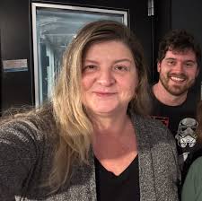 Episode 17: Behind the scenes of FrizzLit Editions