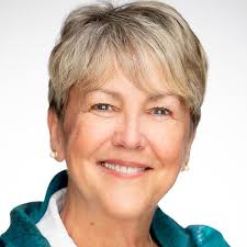 The Wellness Universe Guide to Complete Self-Care: 25 Tools for  Transformation (The Wellness Universe Guide to Complete Self-Care…)