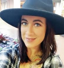 Cynthia Fowler's Instagram, Twitter & Facebook