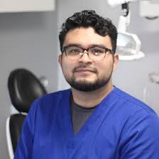 Dr. Daniel Jaroslaw Faz Muñoz opiniones