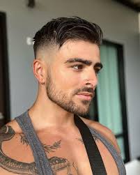 Marcus Bishop (@marcuscharlesbishop) • Instagram photos and videos