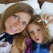 Looking for an upholsterer in Thrapston or surrounding villages. Possibly  someone who does as a hobby or is just getting back into it and would like  some extra cash. I have six