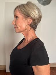 Robin Keene's Instagram, Twitter & Facebook