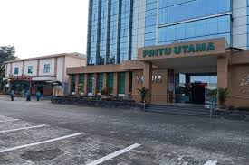 Bagi anda yang ingin mengetahui lowongan kerja rsud kebayoran baru lebih lanjut, bisa klik link dibawah ini. Buka Kembali Sejak Februari 2019 Begini Perkembangan Rsis Sukoharjo