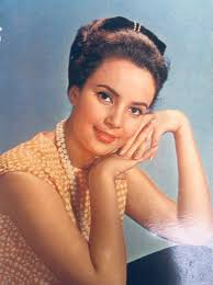 How much am I so beautiful today? #girl #latina #ecuador🇪🇨 #fypシ  #viralreelsfacebook