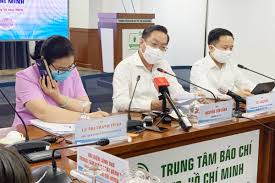 Bệnh nhân 1342, nam tiếp viên hàng không được cho là đã vi phạm nghiêm trọng trong việc thực hiện cách ly, khiến 3 người khác bị lây nhiễm cộng được biết, bệnh nhân 1342 không chỉ tiếp xúc nhiều người khác trong thời gian thực hiện cách ly mà mới đây, nhiều nguồn tin cho biết bệnh nhân còn đi. Tyc Jjd2dso12m