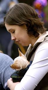 Richmond Wildlife Center staff pretend to be red foxes