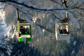 Questi sono ad alta risoluzione inverno tappo di bottiglia immagini. L Inverno Nello Spirito Di Friburgo Friburgo Turismo