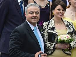 Открыть страницу «martin zounar originál» на facebook. Nekdejsi Hezounek A Vzor Ctnosti Zamiril Rovnou Ke Dnu A Navic Dostal Podminku Tajnosti Slavnych Krajske Listy Cz