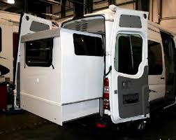 The class c motorhome is the compromise between the class a and the class b. 2011 Roadtrek Ss Ideal Class B Motorhome Roaming Times