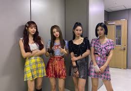 It was released on march 7, 2017 by brave entertainment and distributed by cj e&m music. Brave Girls Rollin Is Now The Girl Group Song With The Longest Perfect All Kill Kpophit Kpop Hit