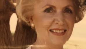 Obituary: Lois Robertson