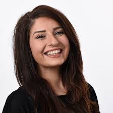 Lindsay Baxter's Instagram, Twitter & Facebook