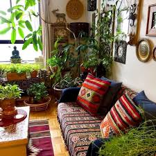 Beautiful Ways To Decorate Indoor Plant In Living Room Jihanshanum Bohemian Living Room Decor Indian Home Decor Living Room Plants