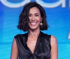 In molti non hanno apprezzato, è polemica caterina balivo ha infatti condiviso con i fan un breve filmato in cui cammina con indosso un vestito azzurro. Caterina Balivo Addio Alla Rai Ho Scelto La Famiglia Tiscali Spettacoli