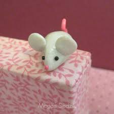 Mouse Clay Figurine Polymer Clay Handmade Small By Megansiedzik 8 00 Sculpture Kids Polymer Clay Crafts Pottery Patterns