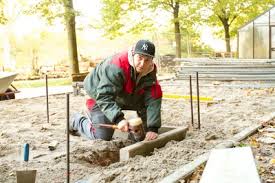 Wir bieten hilfe bei der suche nach ausbildung nrw. Garten Und Landschaftsbau Werker Auf Der Gartenschau Lebenshilfe Westpfalz E V