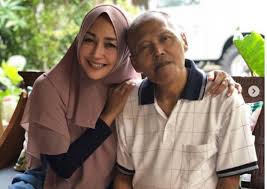 Maybe you would like to learn more about one of these? Perjalanan Eddy Supardi Membangun Roti Bakar Eddy Sampai Meraih Sukes Tabloidbintang Com