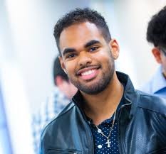 STUDENTS PLEAD FOR BETTER FOOD