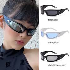 Shop Daniel Shade with great discounts and prices online