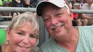 Woman loses nearly 100 pounds to donate kidney