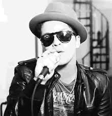 Pin By Judy Chy On Bruno Gif Bruno Mars Bruno