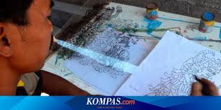 Yang pastinya jawabannya adalah cat arkrilik. Cerita Dalam Selembar Lukisan Kaca Halaman All Kompas Com