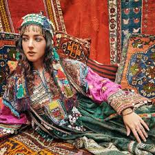 Panjang 101cm, lingkar dada 106cm celana : Baju Tradisional Turki Desain Baju Cantik Modern