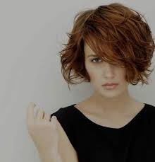 Carre Court Degrade 2018 Cheveux Visage Ovale Coupe De Cheveux Cheveux Courts