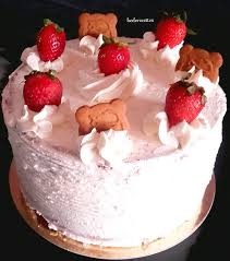Layer Cake Fraise Speculoos Kederecettes Bienvenue Dans La Cuisine De Vanessa Layer Cake Gateau Speculos Dessert