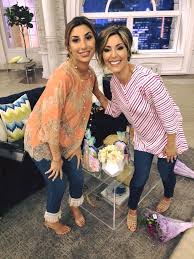 She belongs to white ethnicity and holds an american nationality. Amy Stran Qvc Tonight S Theme Is Ways To Wear Denim So Facebook