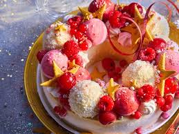 Couronne Glacee De Noel Meringue Framboise Vanille Alimentation Recette Aperitif Recette