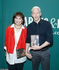 Sundance turmeric curcumin complex 60cap. Anderson Cooper Enthullt Verstorbenen Mutter Gloria Vanderbilt Wusste Er War Vater Geworden Aktuelle Boulevard Nachrichten Und Fotogalerien Zu Stars Sternchen