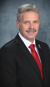 8 MAXINE JOHNSTON 18 ROLAND RODRIGUEZ 20 BECK AWARD WINNER TERRI DAVIS 24  SHIELDS OF STRENGTH 42 CARDINAL LOVE STORI