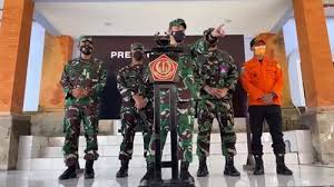 Saat ini, tni tengah mengerahkan berbagai kapal perang menuju ke tempat kejadian. Tni Luruskan Kabar Simpang Siur Kapal Selam Kri Nanggala 402 Ditemukan Bentengsumbar Com