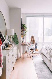 Nyc Bedroom Tour Welcome To Olivia Rink New York Bedroom Nyc Apartment Decorating One Bedroom Apartment