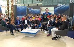 Sport1 doppelpass heute danke an den sport. Fans Rasten Wegen Doppelpass Aus Habt Ihr Noch Alle Latten Am Zaun