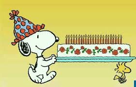 In quel periodo quando una coppia arrivava ai 25 anni di unione, le famiglie e i conoscenti omaggiavano la sposa. 4 Agosto Snoopy Birthday Peanuts Birthday Happy Birthday Friend