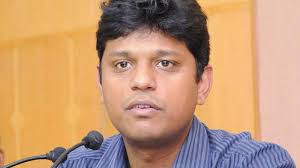 Collector Muhammed Y Safirulla warns tankers not to charge high rates