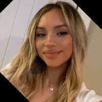 Heather Elsea's Instagram, Twitter & Facebook