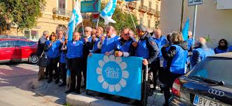 E il qr code per inserire l'otp autorizzativo. Igea Banca Licenzia Dopo Fusione Con Banca Del Fucino Preoccupazione Dei Risparmiatori Blogsicilia Ultime Notizie Dalla Sicilia