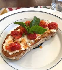 One of the most famous italian appetizers, simply delicious and very easy to make. Ricotta Bruschetta With Roasted Tomatoes Spicy Honey Good Food Makes Me Happy