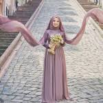 Bunun temel sebebi ise pembe ve kırmızı gibi uyarıcı etkisi yüksek olan renklere yakın bir renk olmasıdır. Gul Kurusu Kombinler