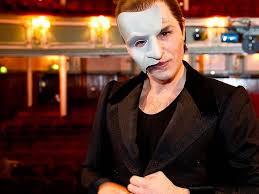 The second actor was peter jöback and i met him after one of his concerts and i get two autograph and a hug from him. Pin Pa 3