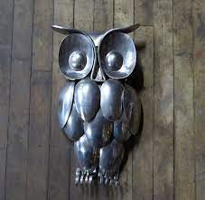 Owl Made Of Spoons Knives And Forks Kitchen Utencils Welded Together It Hangs On The Wall Cutlery Art Scrap Metal Art Metal Art Welded