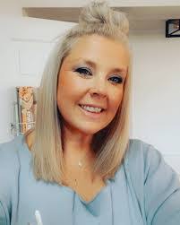 Lela Castle's Instagram, Twitter & Facebook