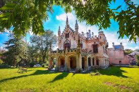 One of several castles the sturdzas built. Week End La Palatul Sturdza Din MiclÄuÈeni Forbes Ro